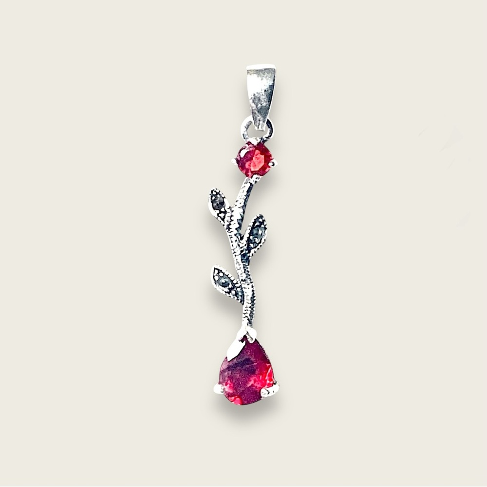 925 Sterling Silver pendant